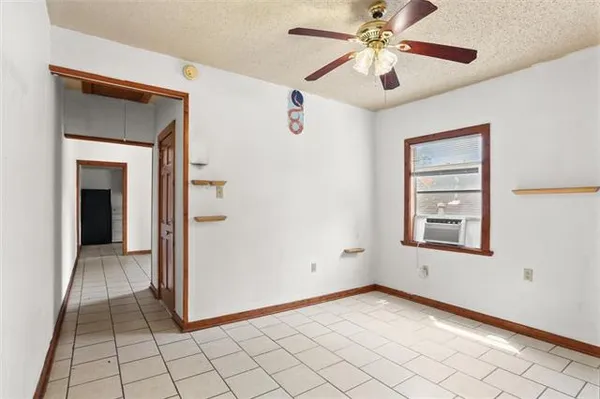 $1,200 | 623 Alvar Street, Unit 2, New Orleans, LA 70117