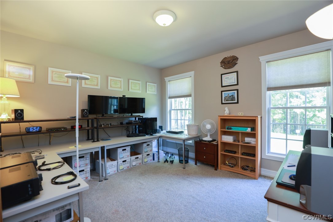 85 Rubermont Road Victoria, VA 23974 - Photo 27 of 49 a room with furniture and a flat screen tv