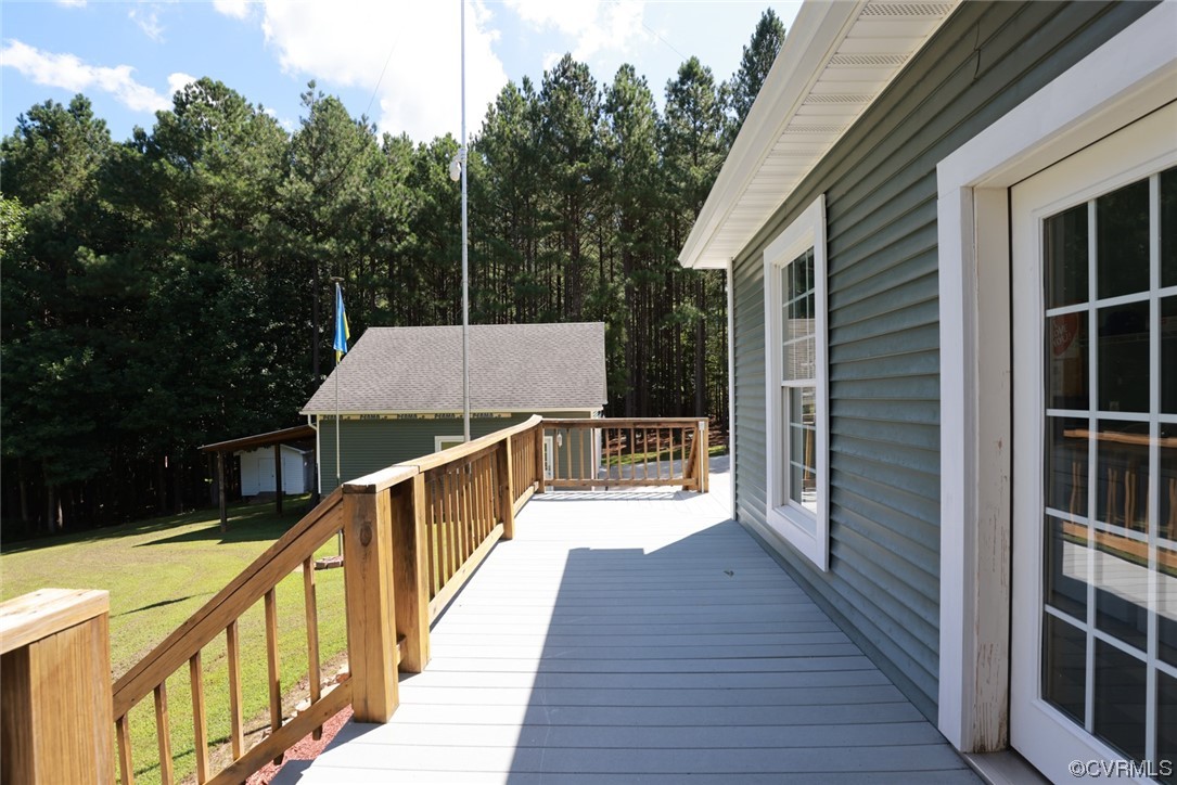 85 Rubermont Road Victoria, VA 23974 - Photo 40 of 49 a view of balcony and deck