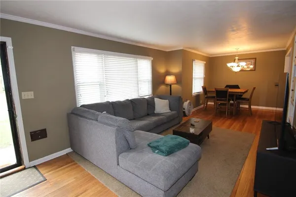 $339,950 | 5525 Horton Street, Mission, KS 66202