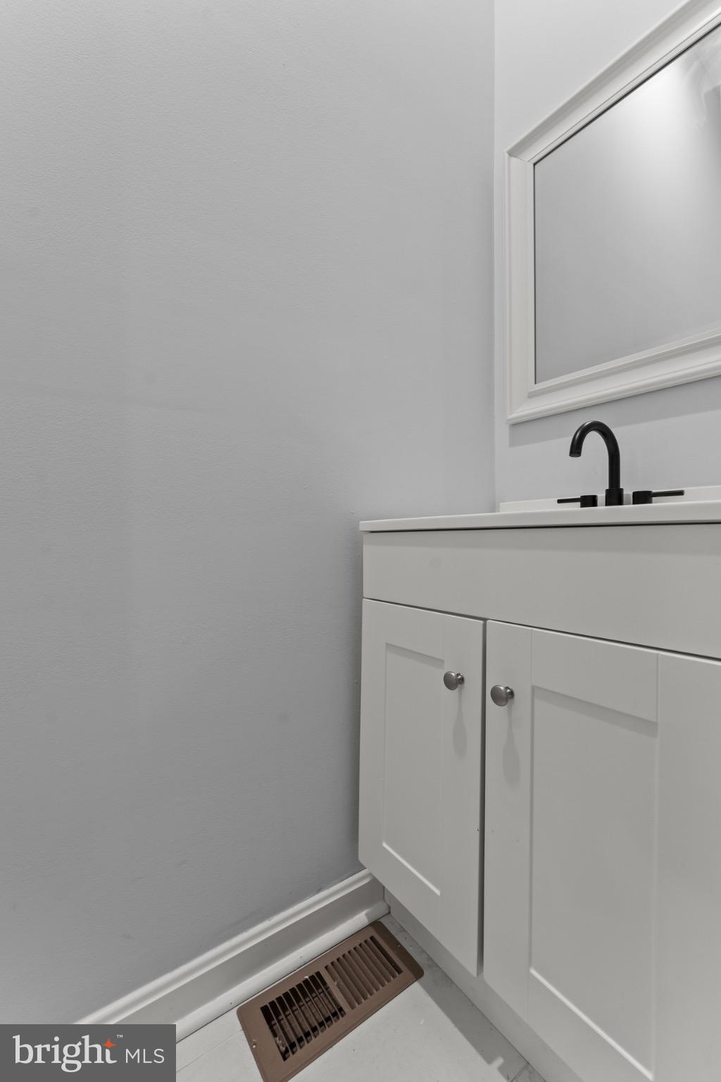 917 Edmondson Avenue Baltimore, MD 21223 - Photo 9 of 27 a view of a hallway