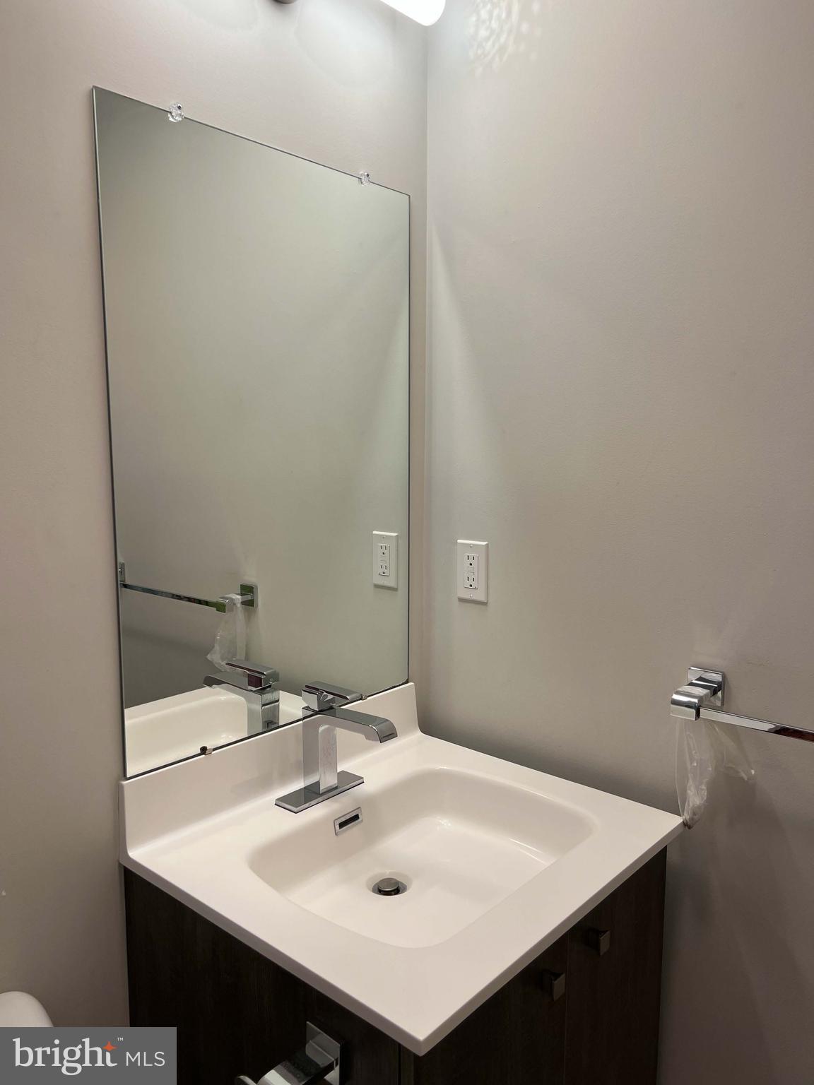 4217 Chestnut Street, Unit 206 Philadelphia, PA 19104 - Photo 11 of 15