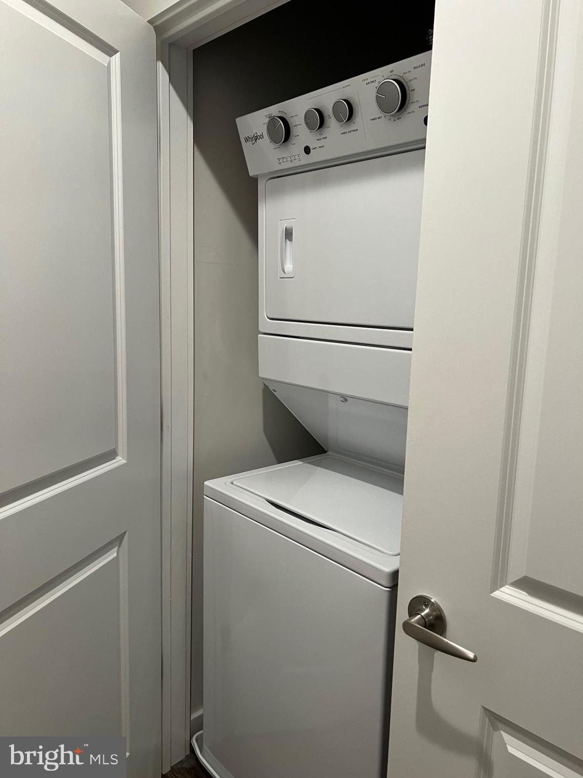 4217 Chestnut Street, Unit 206 Philadelphia, PA 19104 - Photo 7 of 15