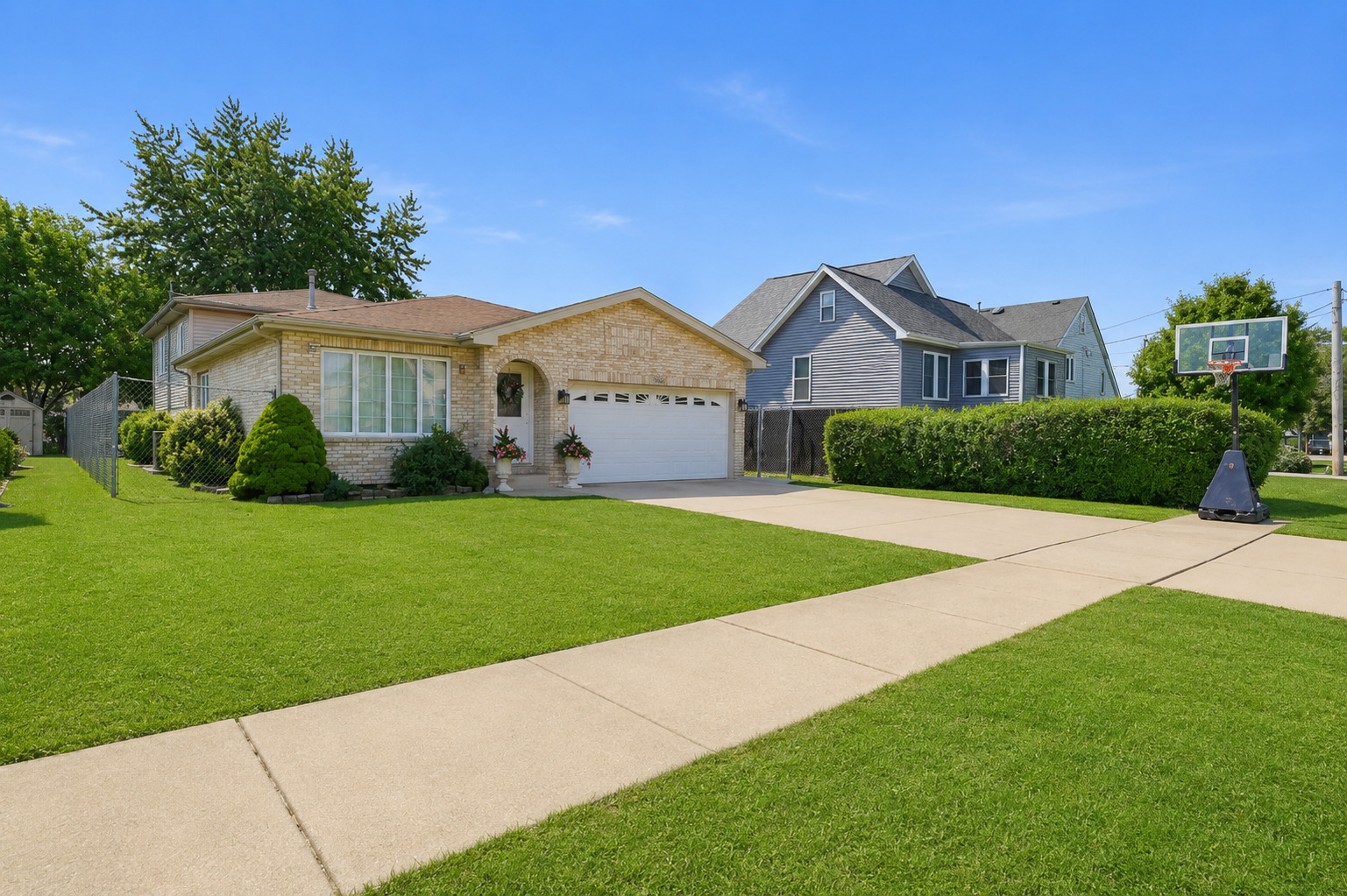 7516 Odell Avenue Bridgeview, IL 60455 - Photo 3 of 40