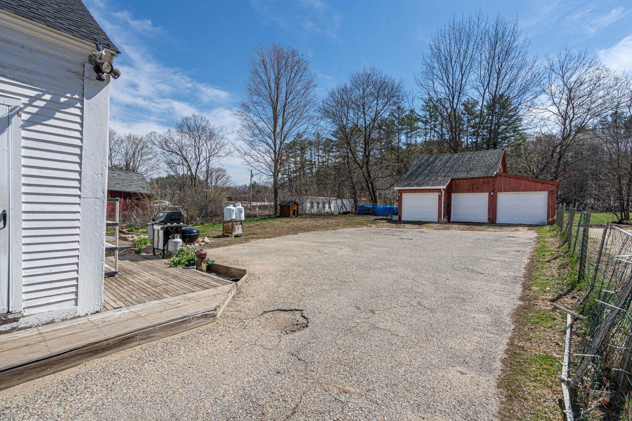14 River Road New Boston, NH 03070 - Photo 4 of 28