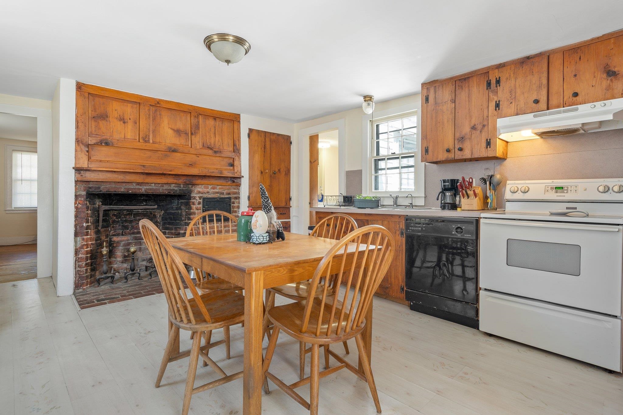 14 River Road New Boston, NH 03070 - Photo 8 of 28