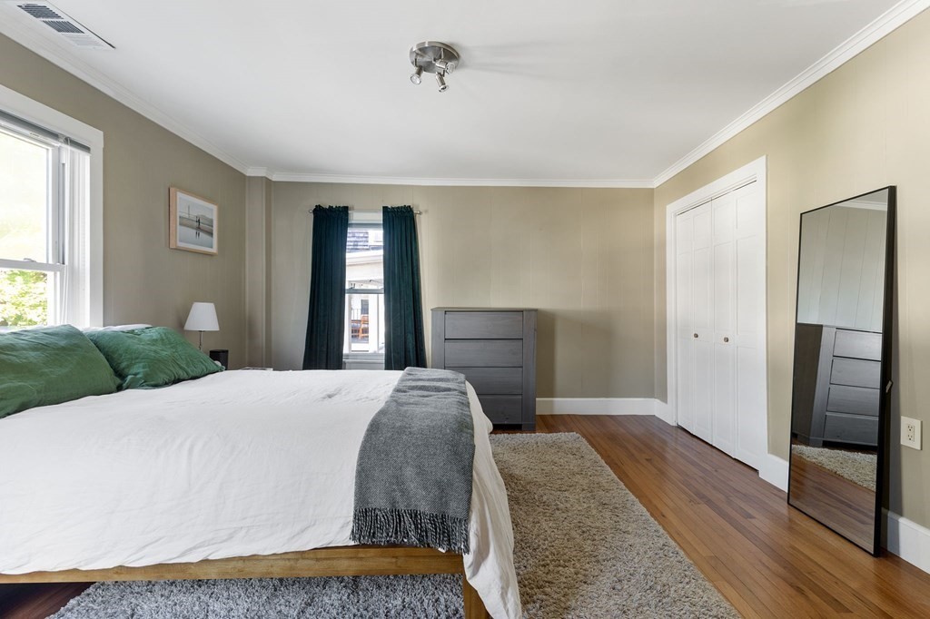 20 Cuba Street, Unit 2 Watertown, MA 02472 - Photo 3 of 24