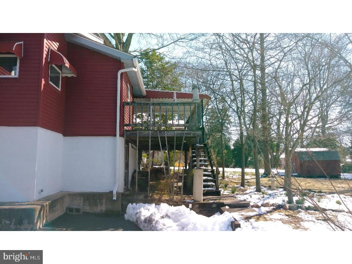 300 Valley View Road Springfield, PA 19064 - Photo 19 of 25 Deck