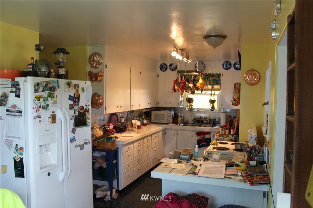 1387 Totem Pole Road Manson, WA 98831 - Photo 12 of 25 Gallery Image 12