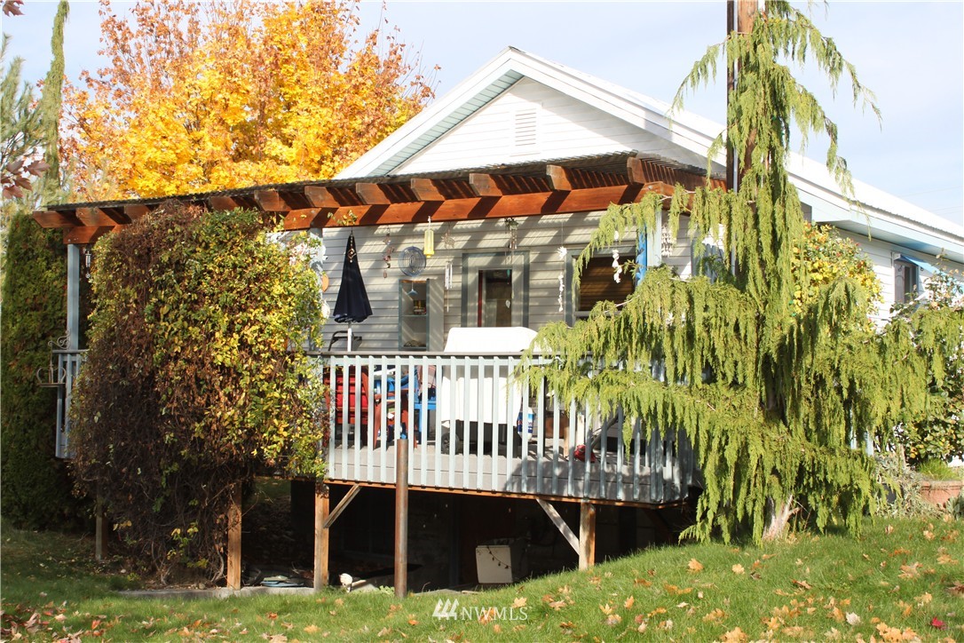 1387 Totem Pole Road Manson, WA 98831 - Photo 9 of 25 Gallery Image 9