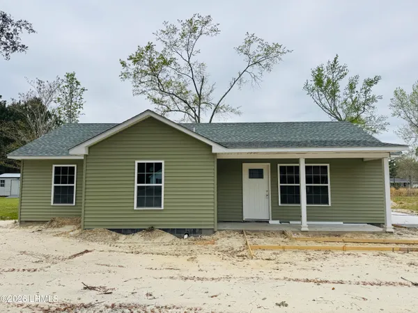 $209,900 | 125 Ginn Altman Avenue, Hampton, SC 29924