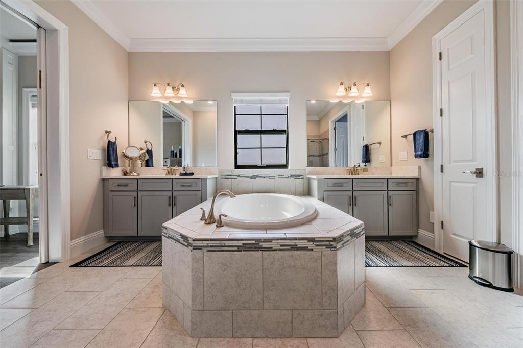 2913 Valencia Ridge Street Valrico, FL 33596 - Photo 6 of 31 a kitchen with a sink stove and cabinets