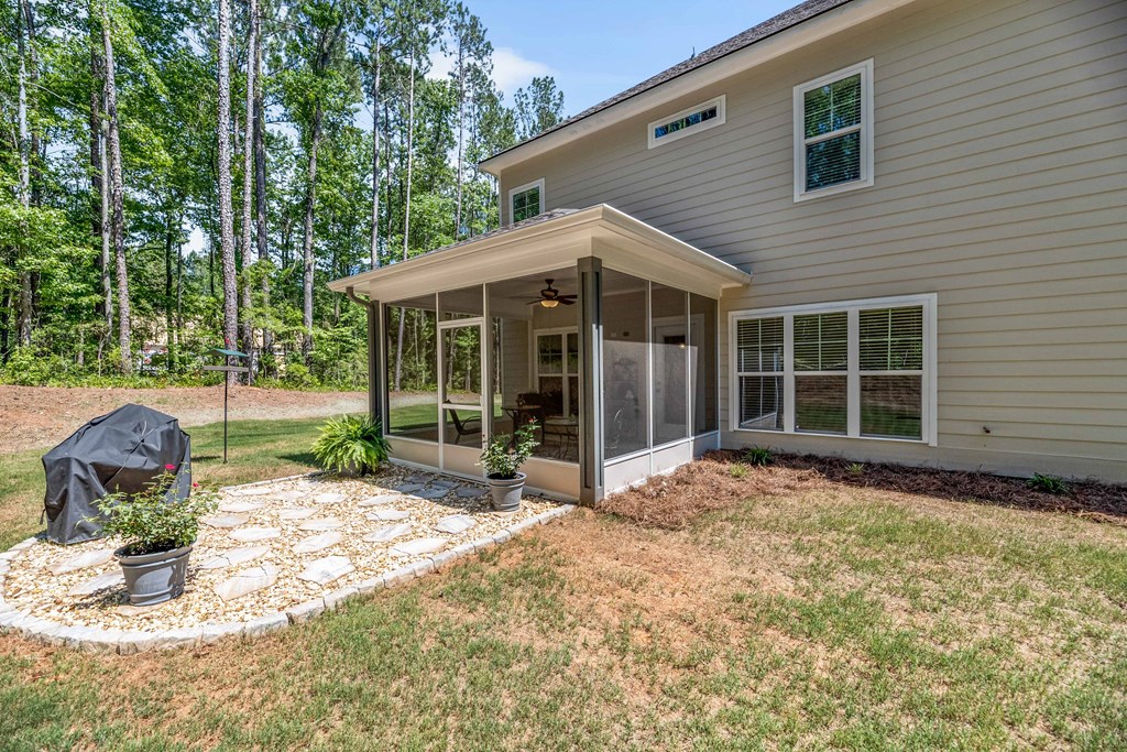 5730 Lower Blue Springs Road Hamilton, GA 31811 - Photo 7 of 40 Another view of that AMAZING screened porch!