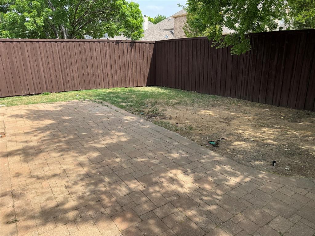 8272 Beartooth Drive Frisco, TX 75036 - Photo 16 of 16 a view of wooden fence