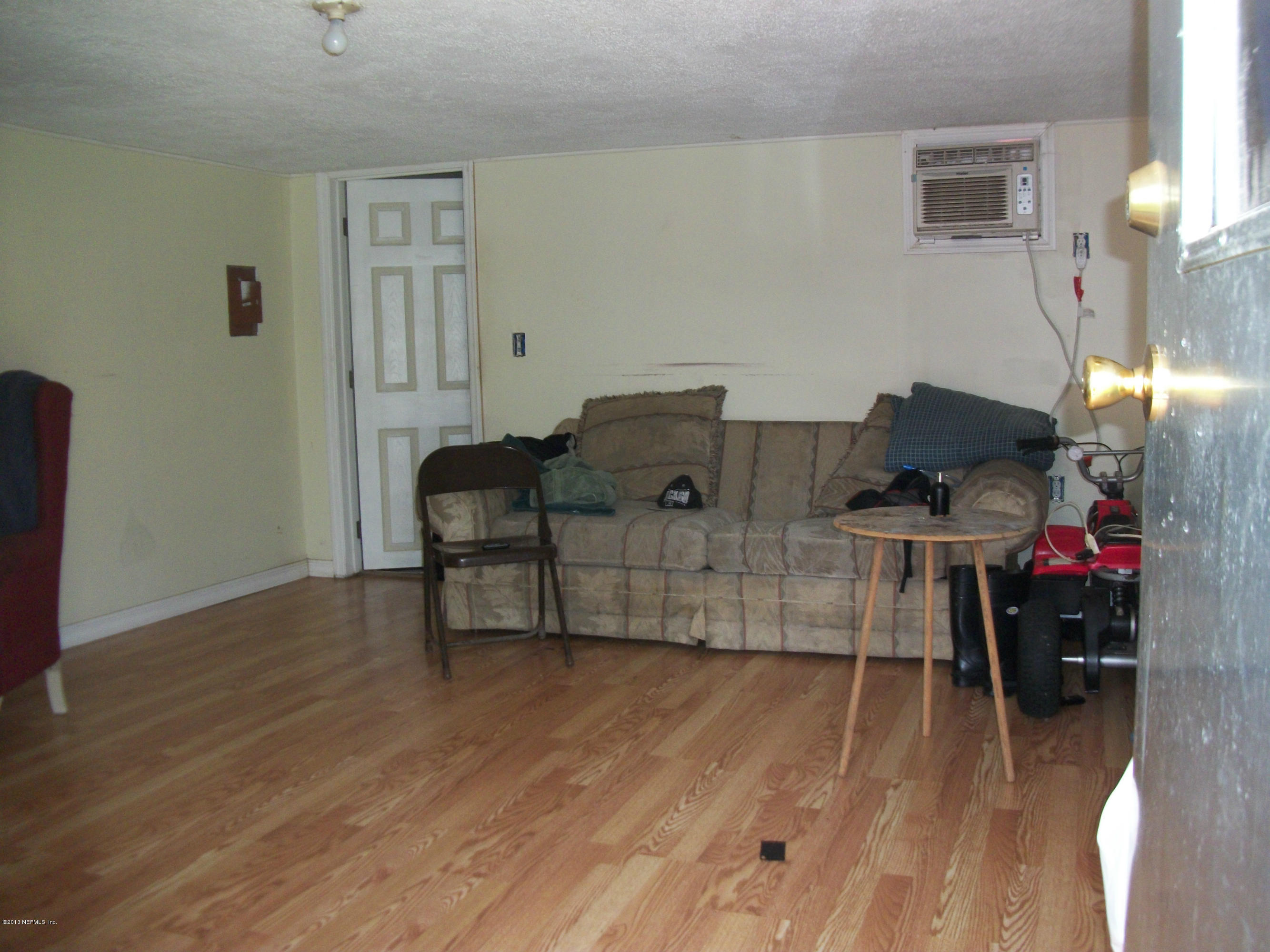 420 W Guest home Liv R