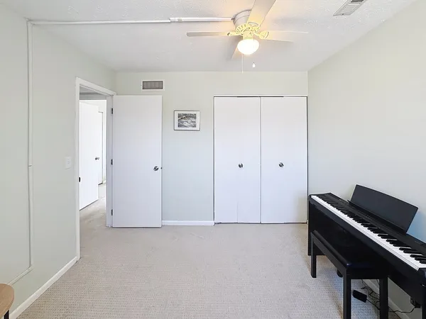 $82,900 | 1816 53rd Street, Unit 9, Moline, IL 61265