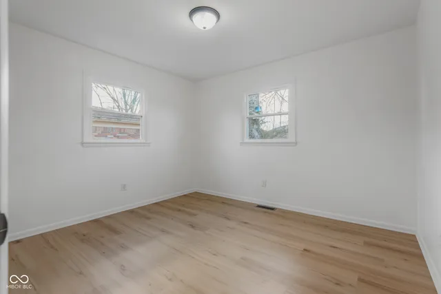 $269,900 | 2815 Yellowwood Court, Columbus, IN 47203