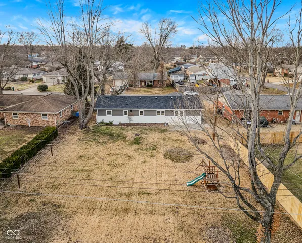 $269,900 | 2815 Yellowwood Court, Columbus, IN 47203