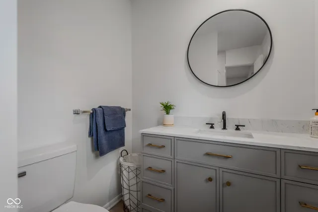 $269,900 | 2815 Yellowwood Court, Columbus, IN 47203