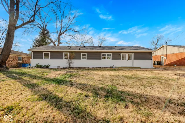 $269,900 | 2815 Yellowwood Court, Columbus, IN 47203