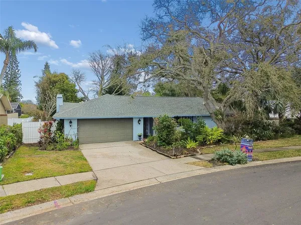 $815,000 | 606 Grovewood Lane, Largo, FL 33770