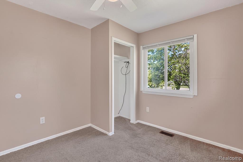 4450 North Vassar Road Flint, MI 48506 - Photo 16 of 37
