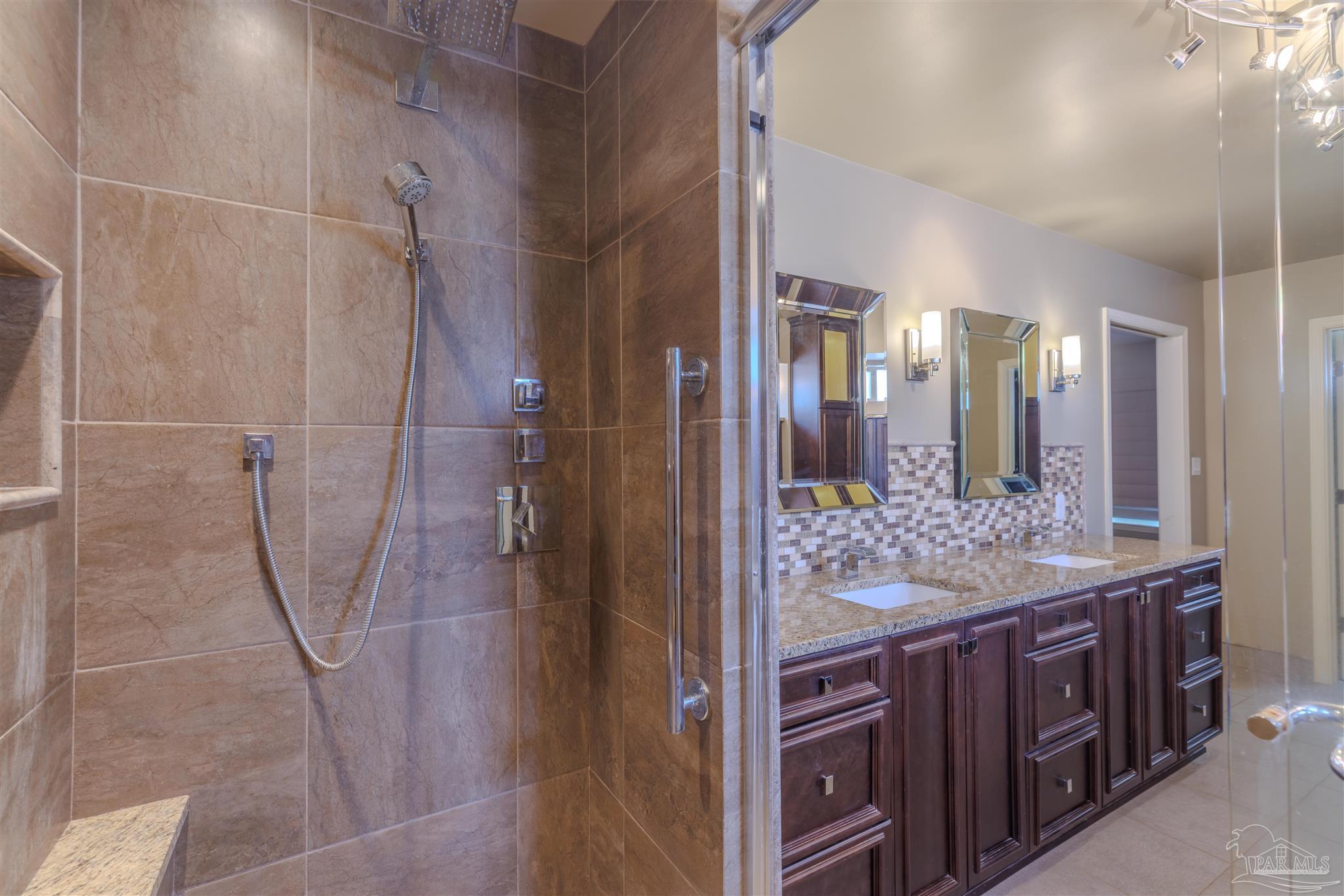 2416 Reservation Road Gulf Breeze, FL 32563 - Photo 16 of 50 Gallery Image 16