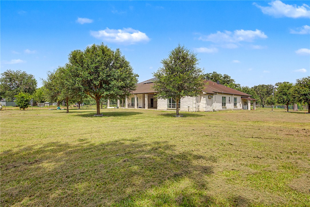 39595 Bosque Road Hempstead, TX 77445 - Photo 27 of 32