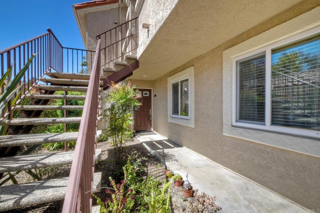 407 Sea Cliff Way Oceanside, CA 92056 - Photo 1 of 32 Ground level corner unit!!