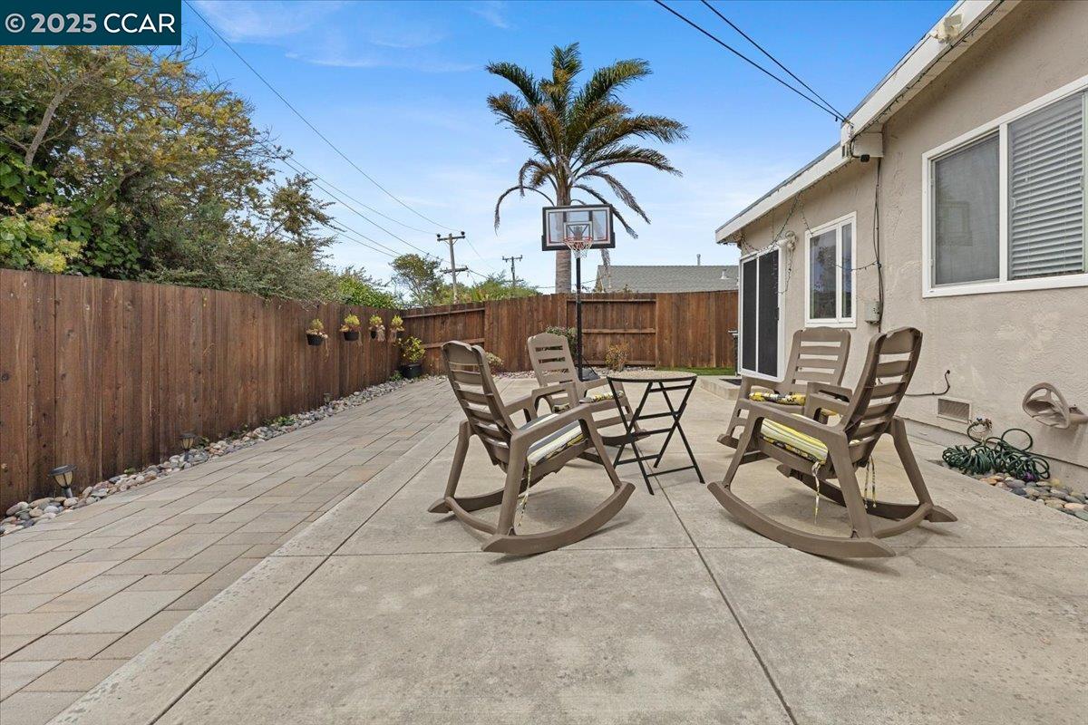 3034 Parker Road Richmond, CA 94806 - Photo 28 of 35