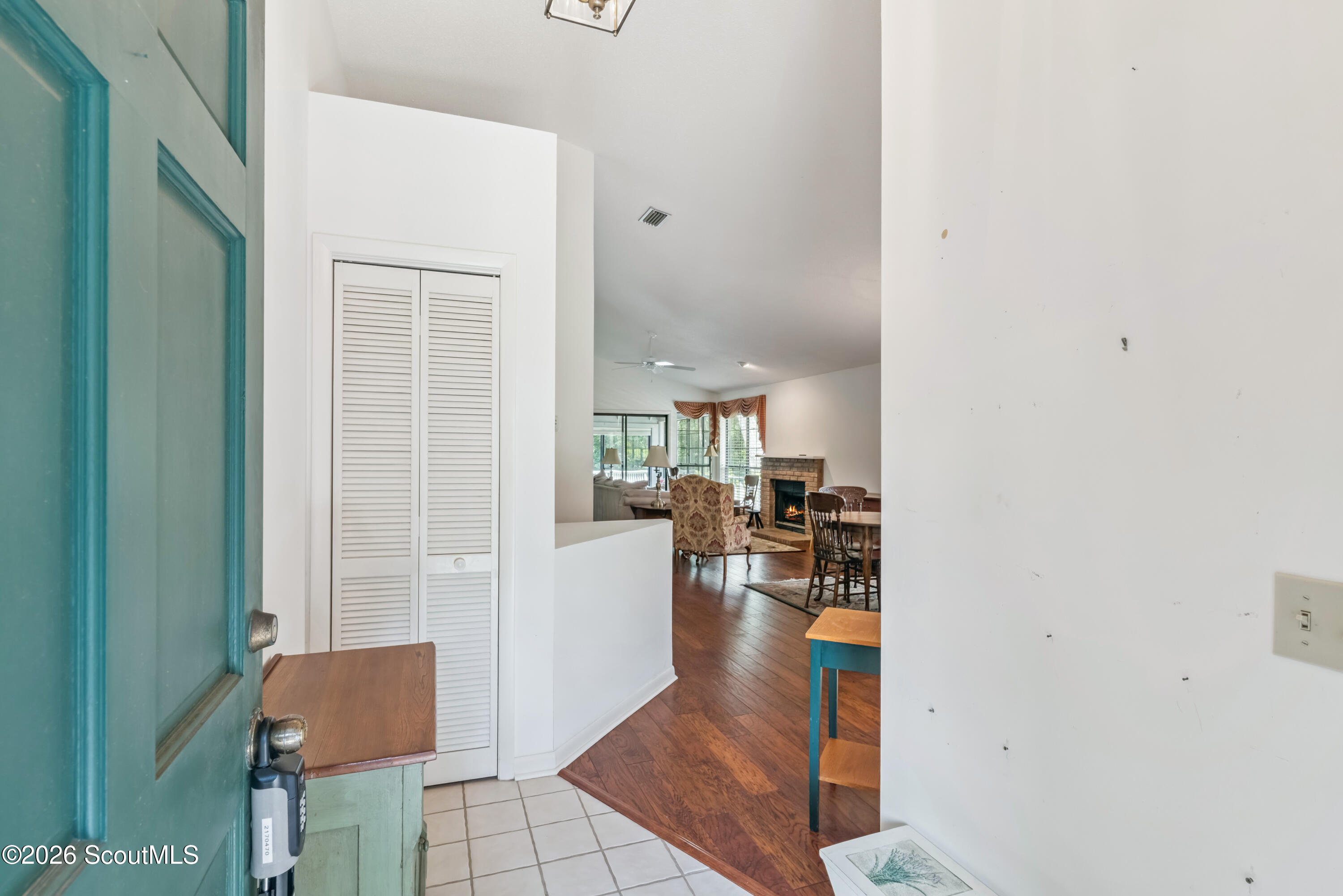 22 Bay Tree Court West St. Simons Island, GA 31522 - Photo 1 of 29 Front Entrance