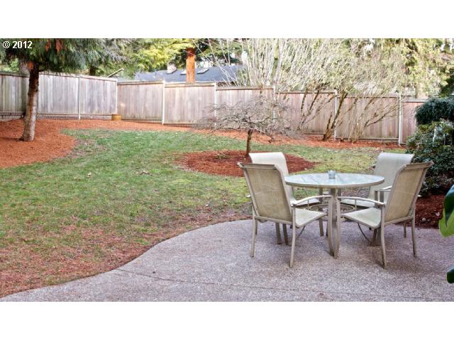 5205 Southwest Alfred Street Portland, OR 97219 - Photo 15 of 16 Gallery Image 15