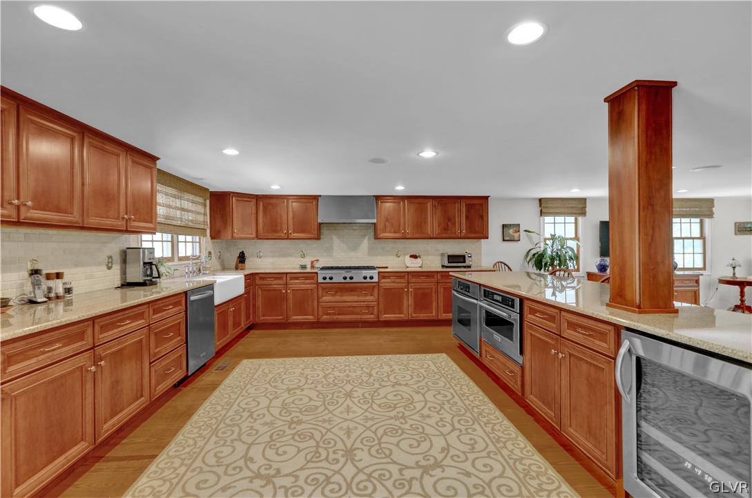 46 Hickory Road Mohnton, PA 19540 - Photo 3 of 50 Gallery Image 3
