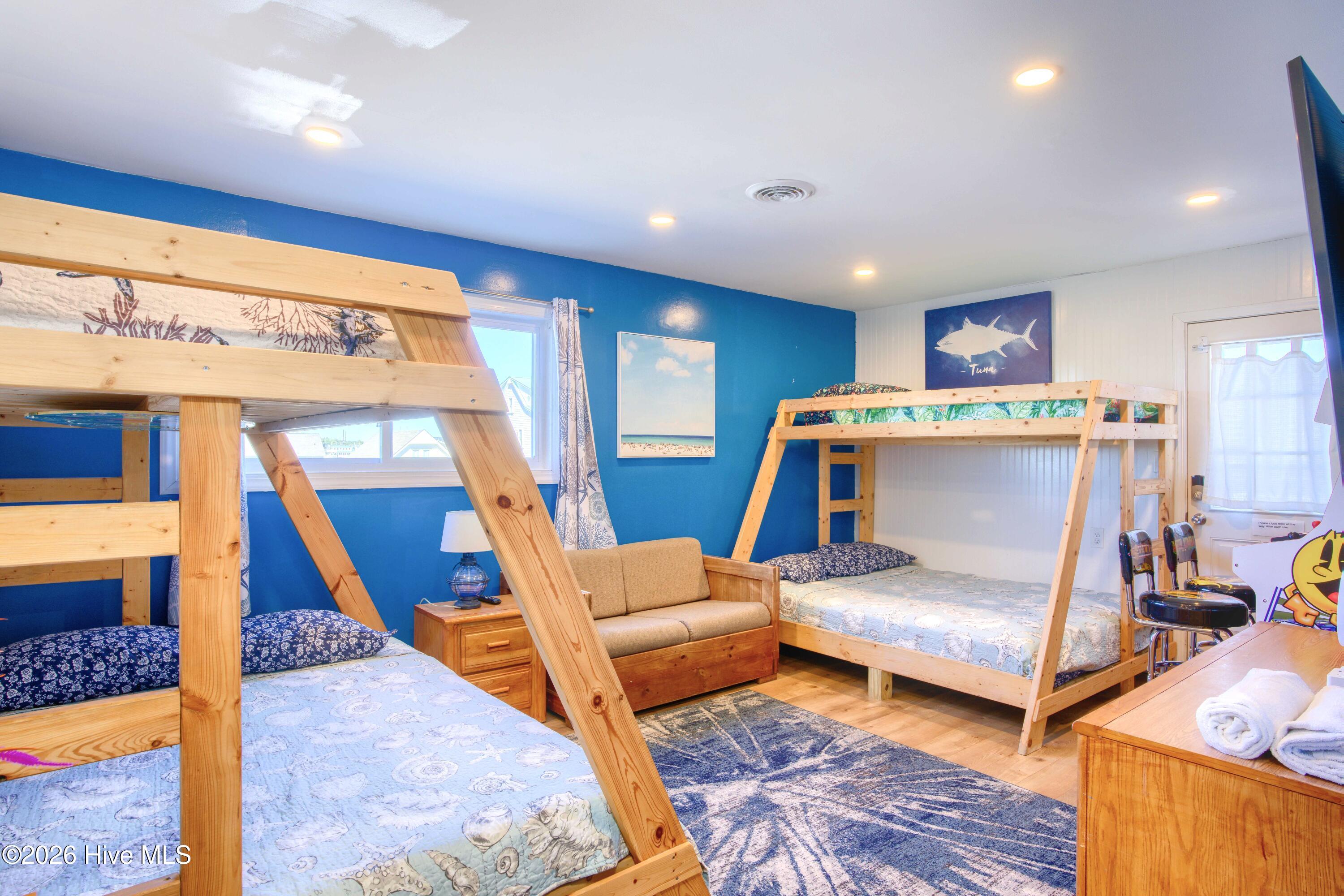 1601 New River Inlet Road North Topsail Beach, NC 28460 - Photo 38 of 96 1601 NRIR - Interior 2 - Edited_19
