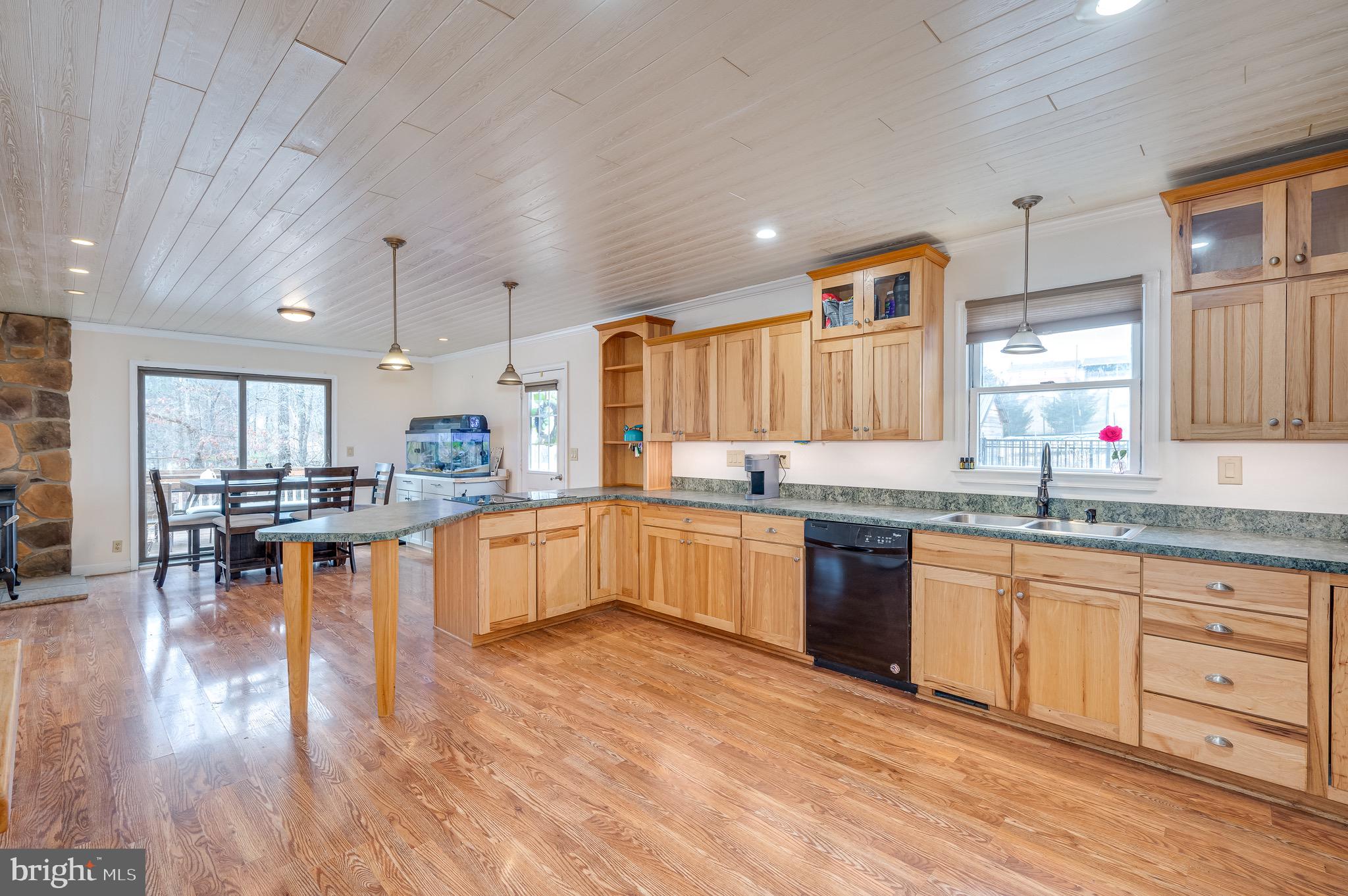 106 Country Ridge Lane Berkeley Springs, WV 25411 - Photo 12 of 59 Gallery Image 12