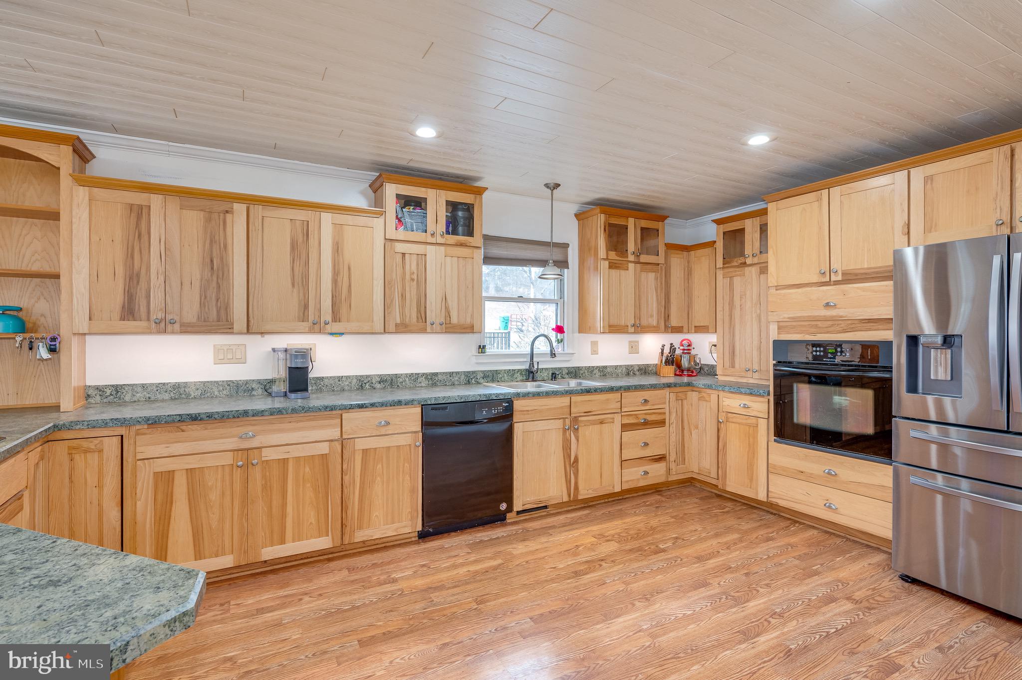 106 Country Ridge Lane Berkeley Springs, WV 25411 - Photo 13 of 59 Gallery Image 13