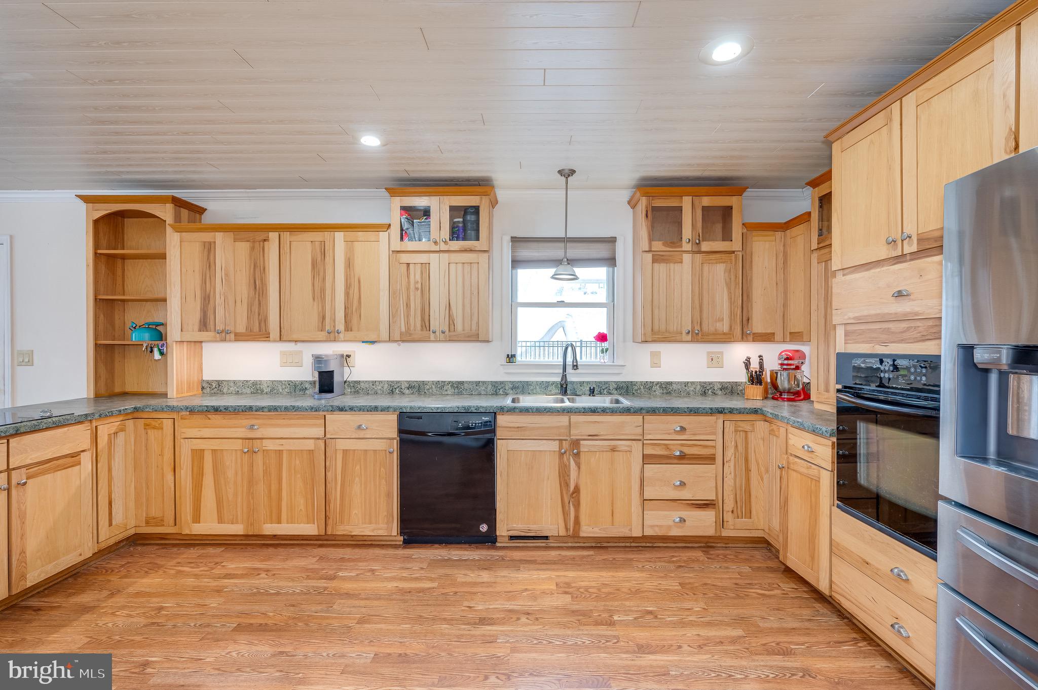106 Country Ridge Lane Berkeley Springs, WV 25411 - Photo 16 of 59 Gallery Image 16