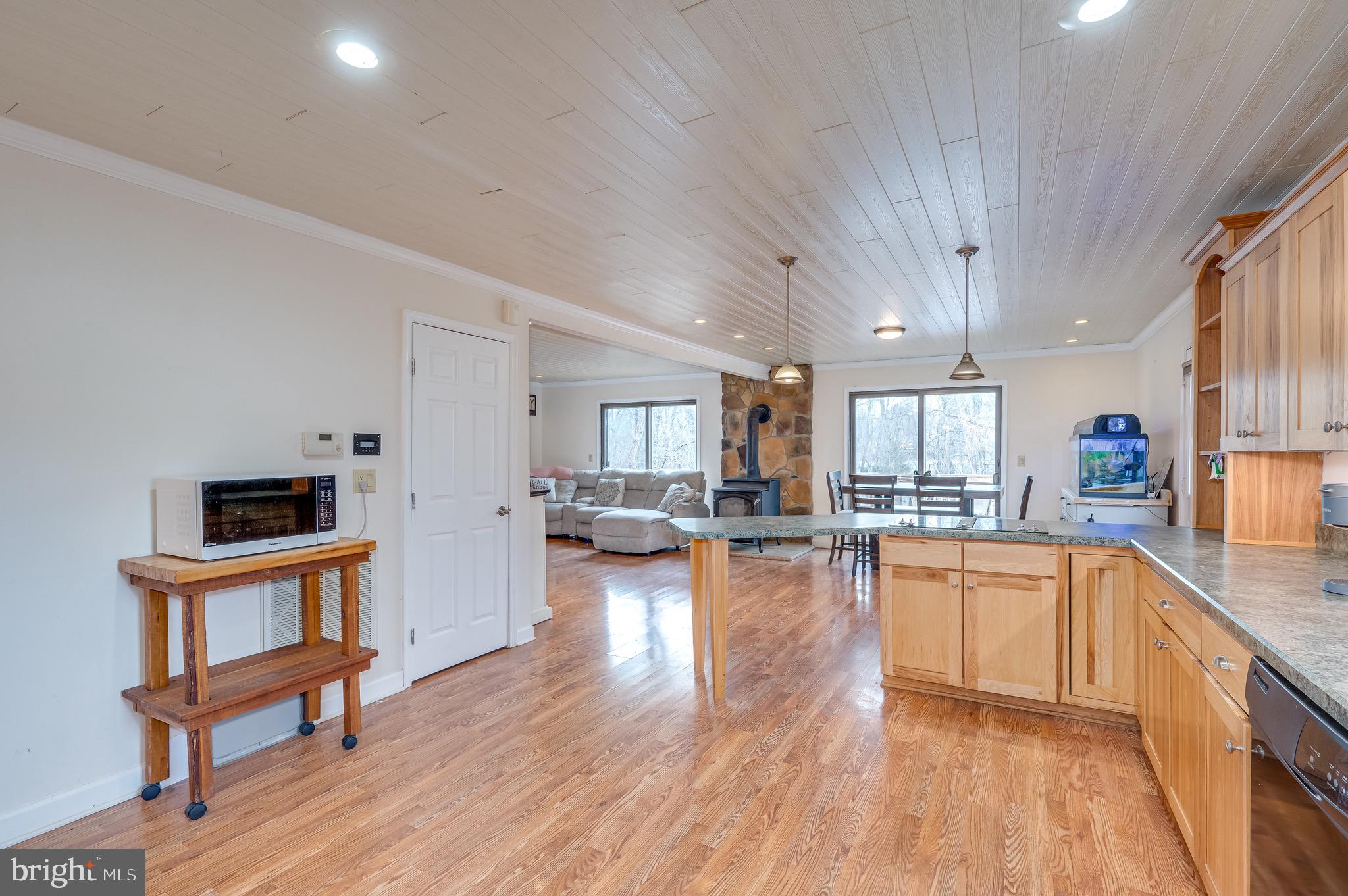 106 Country Ridge Lane Berkeley Springs, WV 25411 - Photo 17 of 59 Gallery Image 17