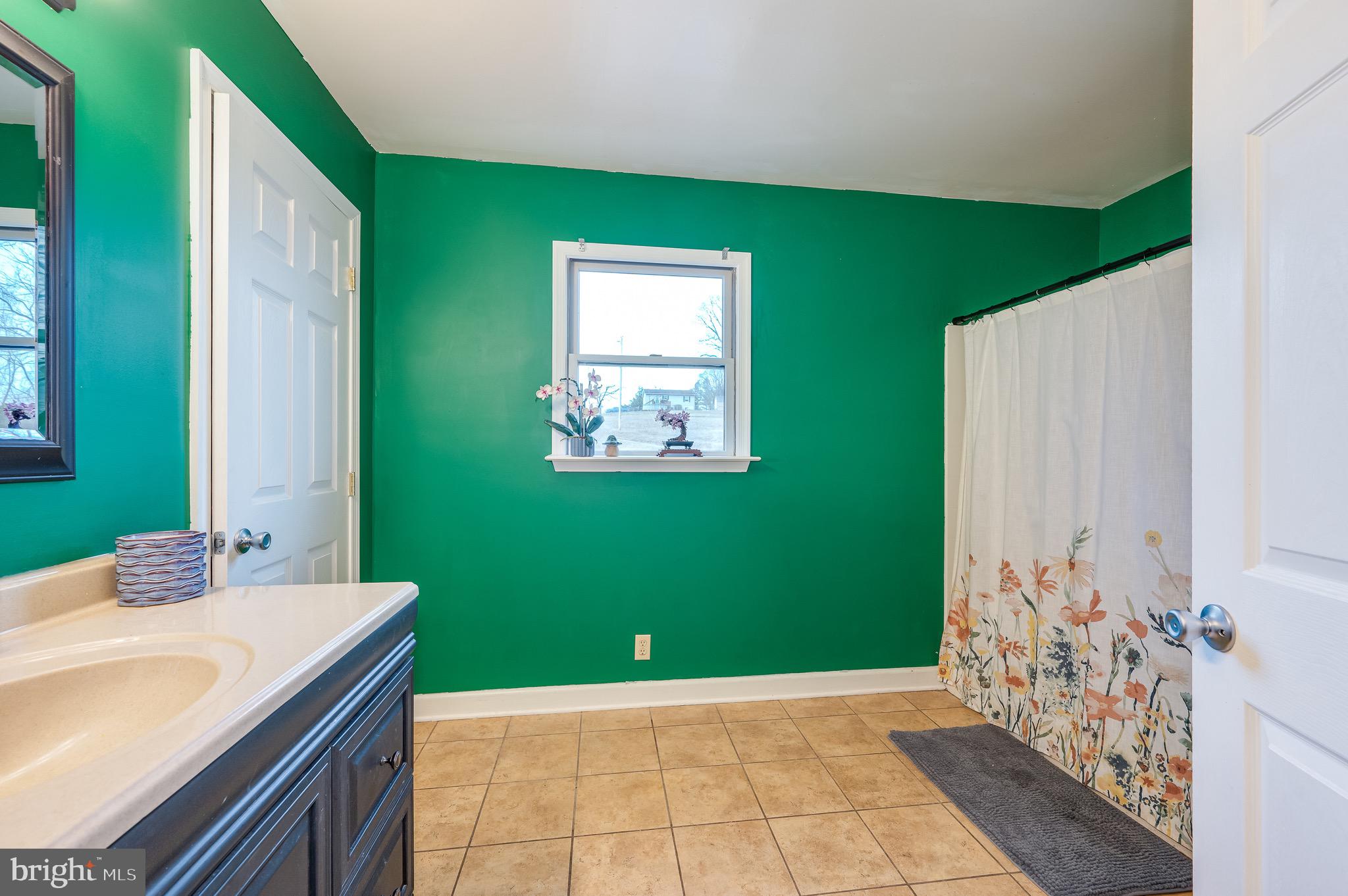 106 Country Ridge Lane Berkeley Springs, WV 25411 - Photo 32 of 59 Gallery Image 32