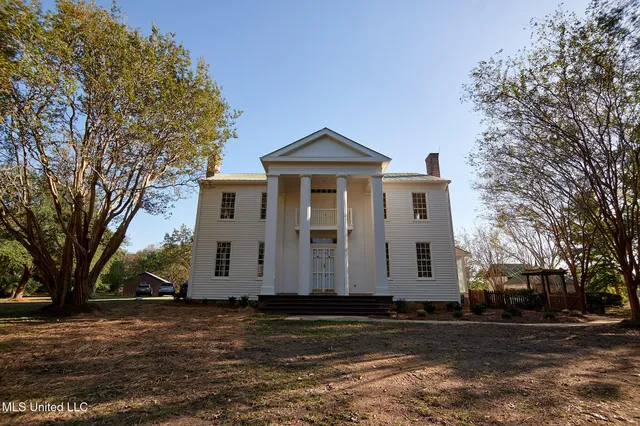 $425,000 | 133 Sulphur Springs Road, Canton, MS 39046