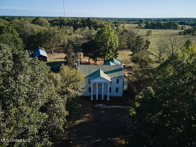 $425,000 | 133 Sulphur Springs Road, Canton, MS 39046
