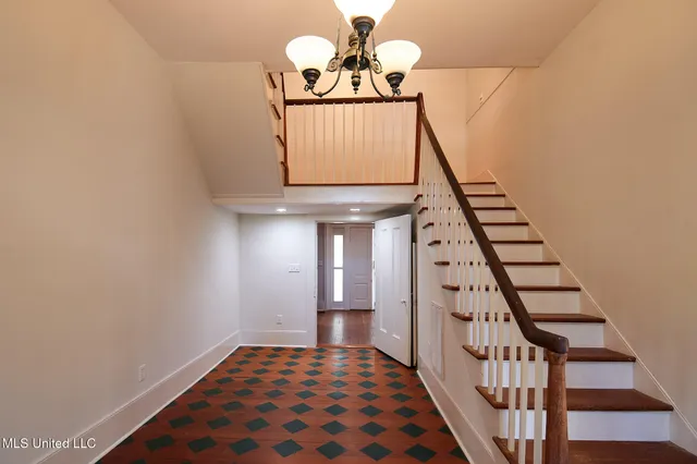 $425,000 | 133 Sulphur Springs Road, Canton, MS 39046