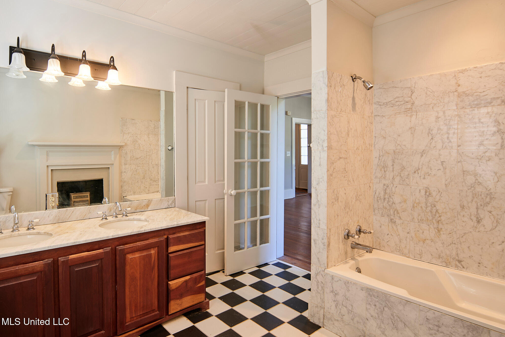 133 Sulphur Springs Road Canton, MS 39046 - Photo 29 of 57 P1509235_HDR111