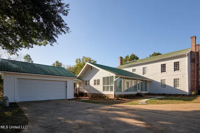 $425,000 | 133 Sulphur Springs Road, Canton, MS 39046