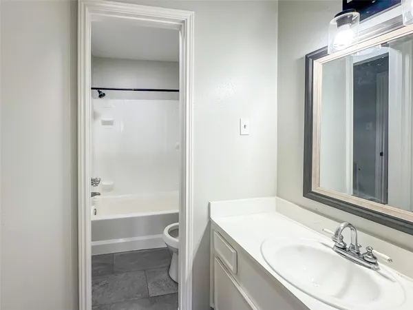 $1,475 | 1715 Moritz Drive, Unit 2, Houston, TX 77055