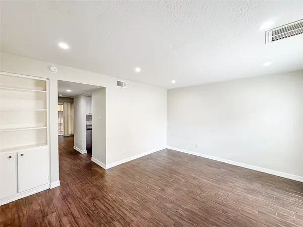 $1,475 | 1715 Moritz Drive, Unit 2, Houston, TX 77055