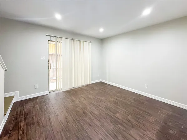 $1,475 | 1715 Moritz Drive, Unit 2, Houston, TX 77055