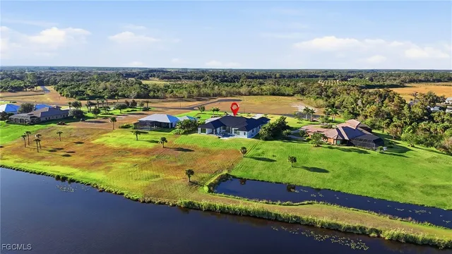 $1,990,000 | 2532 Caloosa Shores Drive, LaBelle, FL 33935