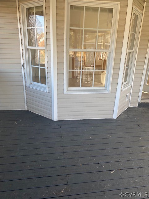 18630 Templeton Road Disputanta, VA 23842 - Photo 25 of 41 a view of a windows