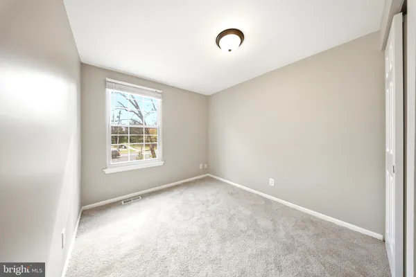 $2,500 | 157 Villa Knoll Court, Sicklerville, NJ 08081